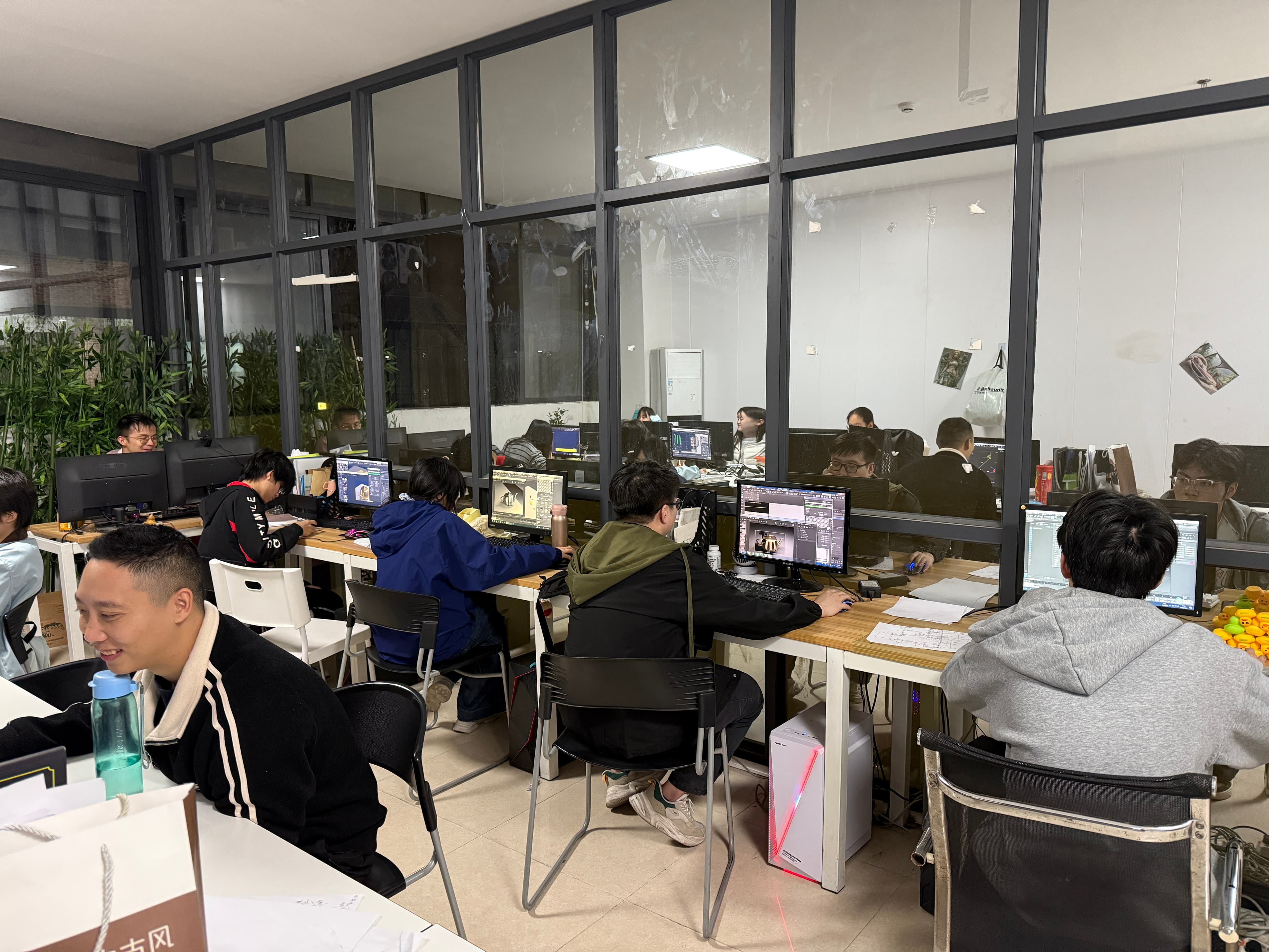 联系我们